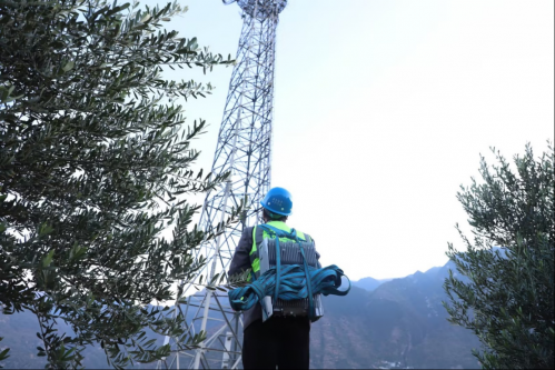 提高网络覆盖、提升网络质量,确保更好的用户感知。马莎摄