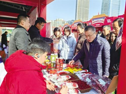 市民购买甘谷辣椒